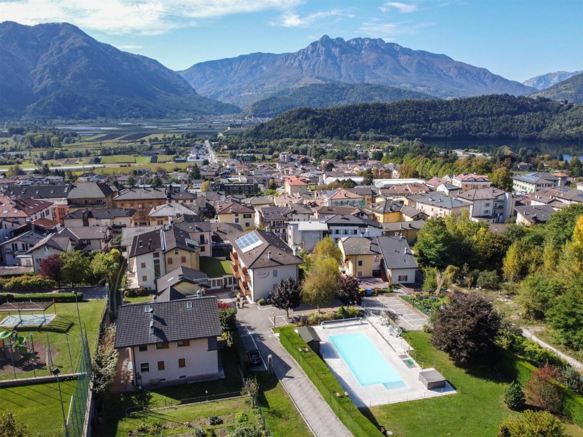 Hotel Lucia Levico Terme Exterior photo